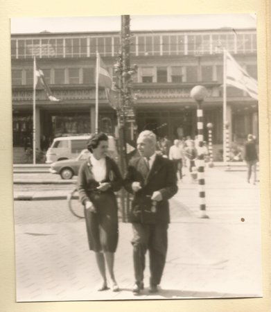 1960_Riet_met_vader - kopie (2).jpg